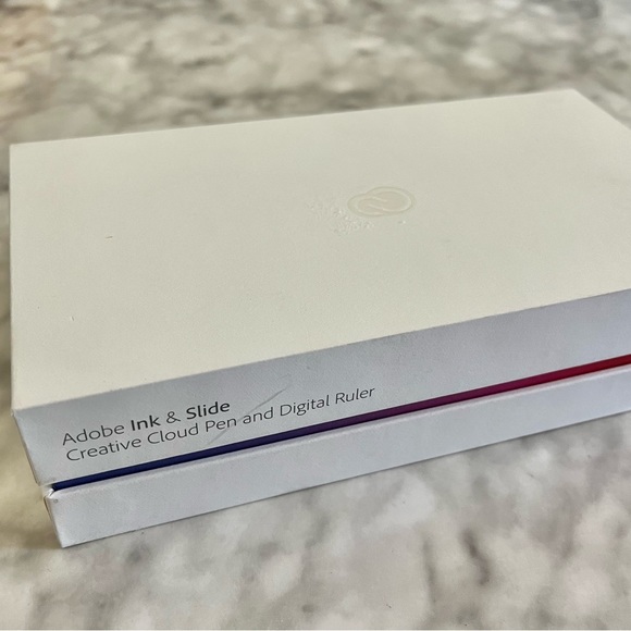 Adobe Ink & Slide Creative Cloud Pen and Digital Ruler - Picture 9 of 10